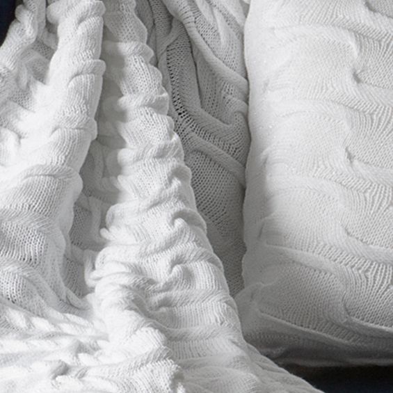Detalhe-manta-tricot-Branca-Camadas