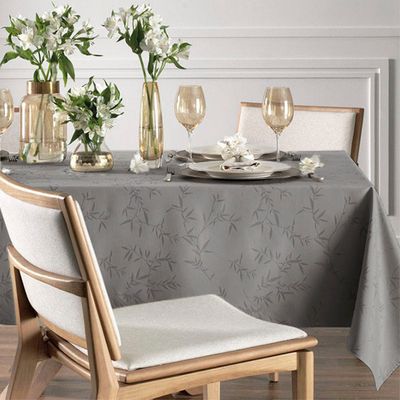 toalha-de-mesa-verissimo-karsten-prata