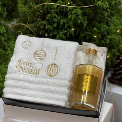 Kit-Toalha-de-lavabo-Feliz-Natal--Dourado-com-sabonete-Liquido